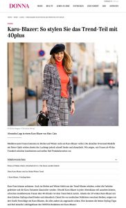 Karo-Blazer - So kombinieren Sie das Trend Teil mit 40plus - donna-magazin.de - 2019 06 - Alexandra Lapp - found on https://www.donna-magazin.de/mode/looks/rote-kleider-business/