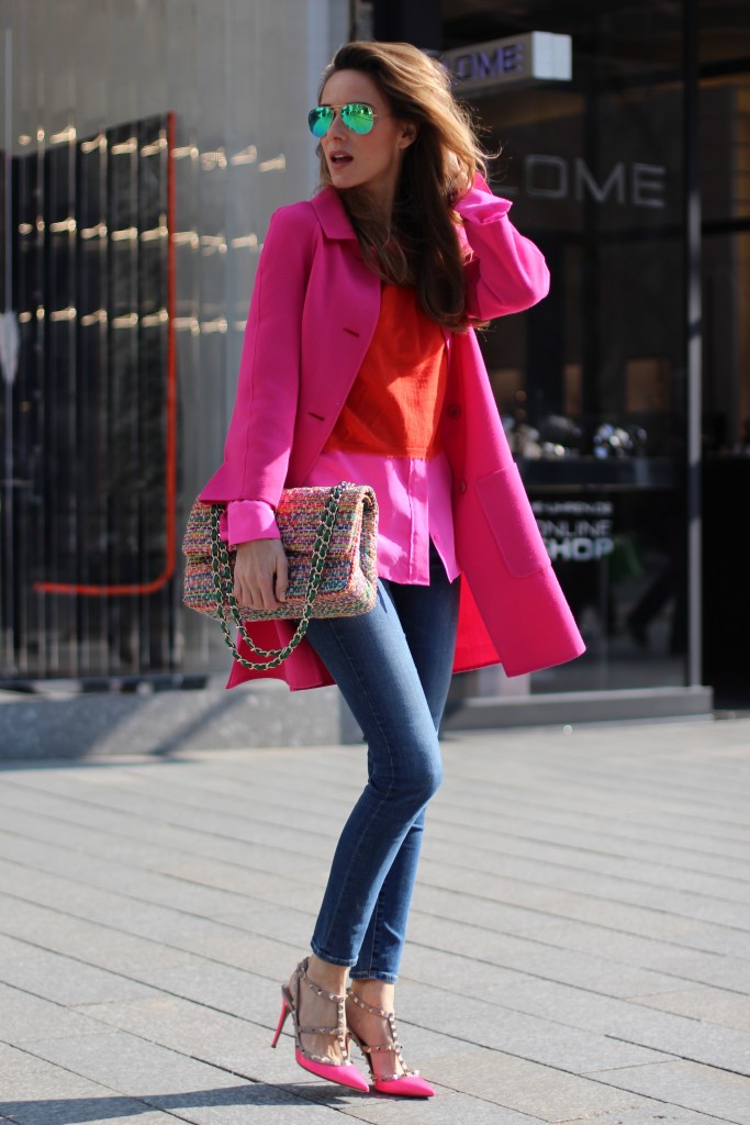Alexandra Lapp wearing Prada, Chanel, AG Jeans, Equipment, Parentis, Valentino, Ray-Ban, Cartier