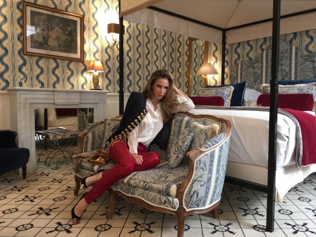 Alexandra Lapp wearing Balmain, 0039-Italy, Saint Laurent, Christian Louboutin, Gucci