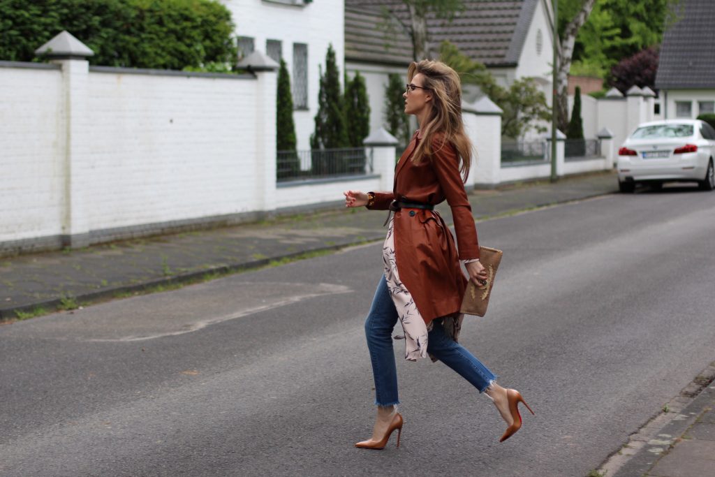 Topshop, Chanel, Prada, Levi's, James Perse, Ray Ban, Christian Louboutin Alexandra Lapp wearing layered look, Topshop, Chanel, Prada, Levi's, James Perse, Ray Ban, Christian Louboutin