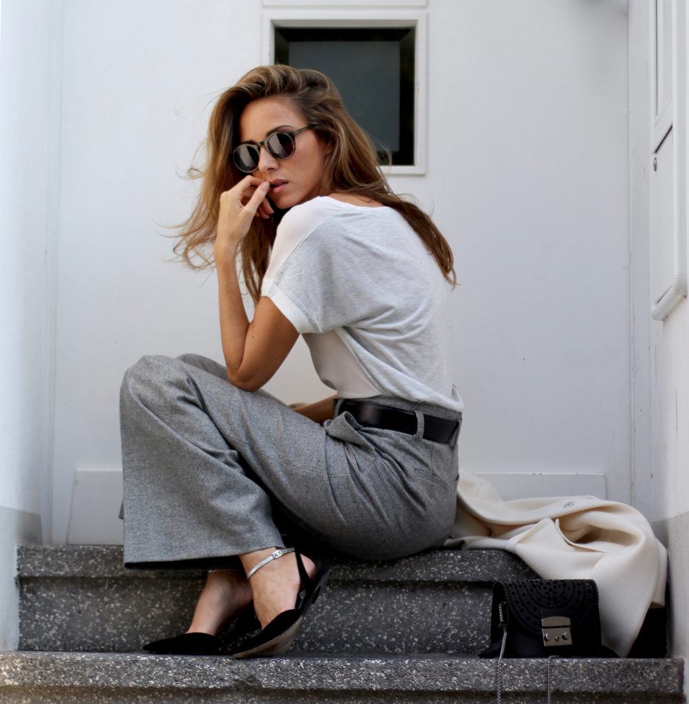 DÜSSELDORF; GERMANY - DEZEMBER : German model and fashion blogger Alexandra Lapp (@alexandralapp_) wearing Oui t-shirt, pants and wide leg pants, Monokel Eyewear sunglasses, Hermès belt, Tabitha Simmons shoes and Furla bag on Dezember, 2016 in Germany*** Local Caption *** Alexandra Lapp