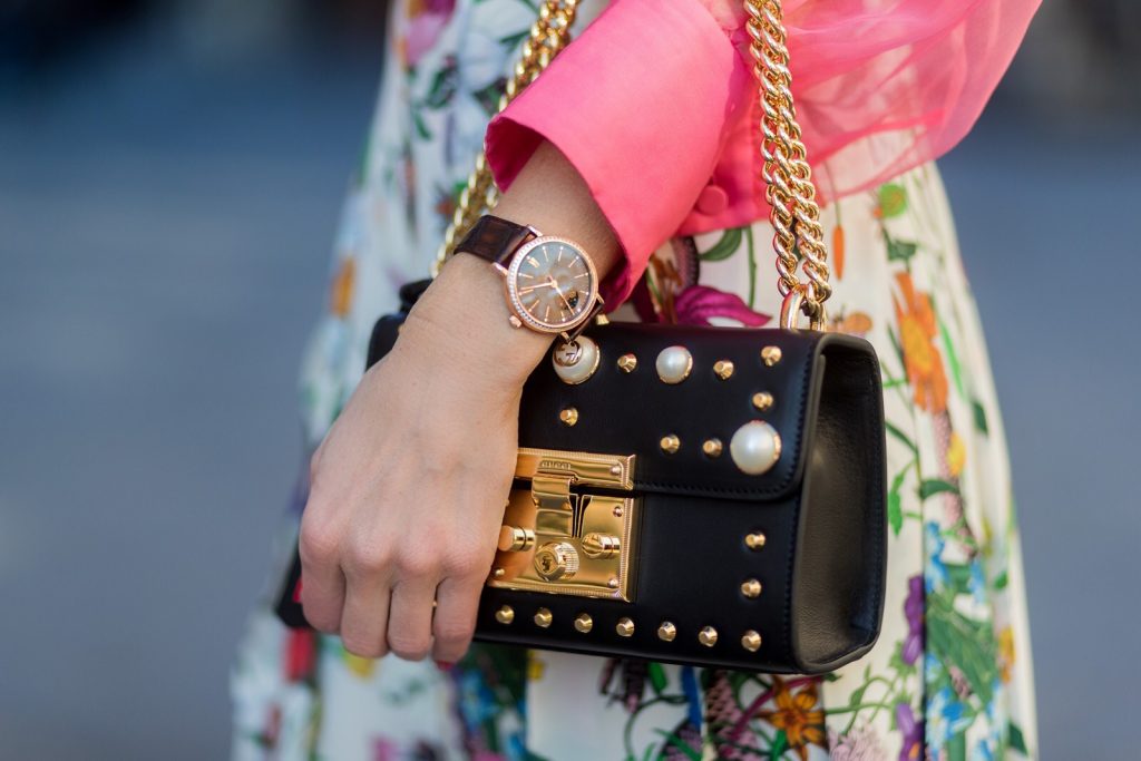 FLORENCE, ITALY - JANUARY 11: German fashion blogger and model Alexandra Lapp is wearing a black Padlock shoulder bag by Gucci , a pink blouse by Gucci, pleated Flora snake, silk skirt by Gucci on January 11, 2017 in Florence, Italy. (Photo by Christian Vierig/Getty Images) *** Local Caption *** Alexandra Lapp
