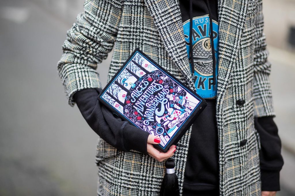 Alexandra Lapp wearing selfmade fashion, a self-made hoodie in black with a hand-painted Russian Caviar motif from Wodka Ogurez, a book clutch with 'Alice adventures in Wonderland' handmade from MD Clutch, vintage Re Done Levis, blue aviator sunglasses by Ray Ban, blue and black heels from Saint Laurent and a plaid coat from SET Fashion is seen during Paris Fashion Week Spring/Summer 2018 on September 28, 2017 in Paris, France. BILD EINBETTEN LIZENZ 1 of 10 Anson Lau is seen before the Ann Demeulemeester fashion show during Paris Fashion week Womenswear SS18 on September 28, 2017 in Paris, France. Anson Lau is seen before the Ann Demeulemeester fashion show during Paris Fashion week Womenswear SS18 on September 28, 2017 in Paris, France. BILD EINBETTEN LIZENZ 2 of 10 Model Cindy Bruna wearing denim jeans, ankle boots, blazer and white tshirt is seen after the Balmain fashion show during Paris Fashion week Womenswear SS18 on September 28, 2017 in Paris, France. Model Cindy Bruna wearing denim jeans, ankle boots, blazer and white tshirt is seen after the Balmain fashion show during Paris Fashion week Womenswear SS18 on September 28, 2017 in Paris, France. BILD EINBETTEN LIZENZ 3 of 10 Model Cindy Bruna wearing denim jeans, ankle boots, blazer and white tshirt is seen after the Balmain fashion show during Paris Fashion week Womenswear SS18 on September 28, 2017 in Paris, France. Model Cindy Bruna wearing denim jeans, ankle boots, blazer and white tshirt is seen after the Balmain fashion show during Paris Fashion week Womenswear SS18 on September 28, 2017 in Paris, France. BILD EINBETTEN LIZENZ 4 of 10 Irene Kim is seen before the Balmain fashion show during Paris Fashion week Womenswear SS18 on September 28, 2017 in Paris, France. Irene Kim is seen before the Balmain fashion show during Paris Fashion week Womenswear SS18 on September 28, 2017 in Paris, France. BILD EINBETTEN LIZENZ 5 of 10 Dani Alves is seen after the Balmain fashion show during Paris Fashion week Womenswear SS18 on September 28, 2017 in Paris, France. Dani Alves is seen after the Balmain fashion show during Paris Fashion week Womenswear SS18 on September 28, 2017 in Paris, France. BILD EINBETTEN LIZENZ 6 of 10 Model Sara Sampaio is seen after the Balmain fashion show during Paris Fashion week Womenswear SS18 on September 28, 2017 in Paris, France. Model Sara Sampaio is seen after the Balmain fashion show during Paris Fashion week Womenswear SS18 on September 28, 2017 in Paris, France. BILD EINBETTEN LIZENZ 7 of 10 Caroline Daur is seen before the Balmain fashion show during Paris Fashion week Womenswear SS18 on September 28, 2017 in Paris, France. Caroline Daur is seen before the Balmain fashion show during Paris Fashion week Womenswear SS18 on September 28, 2017 in Paris, France. BILD EINBETTEN LIZENZ 8 of 10 Model Soo Joo Park is seen after the Balmain fashion show during Paris Fashion week Womenswear SS18 on September 28, 2017 in Paris, France. Model Soo Joo Park is seen after the Balmain fashion show during Paris Fashion week Womenswear SS18 on September 28, 2017 in Paris, France. 