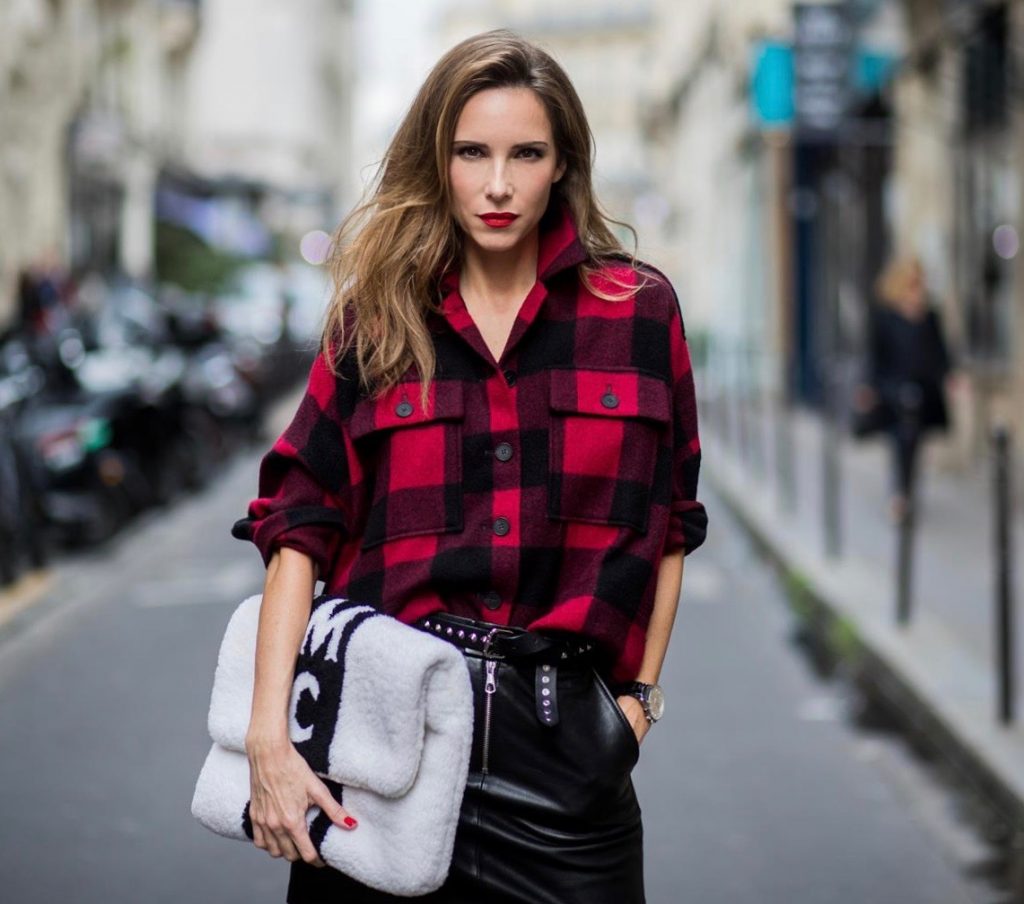 Plaid Shirt, SET, MCM, Guiseppe Zanotti, Dior, IWC, Paris, PFW Alexandra Lapp wearing a plaid shirt by Set Fashion, mini leather skirt and a leather belt with studs by Set, oversized MCM Stark Pouch in lambskin, IWC Portugieser Chronograph, open toe ankle boots in silver from Guiseppe Zanotti and Diormania sunglasses by Dior is seen during Paris Fashion Week Spring/Summer 2018 on September 26, 2017 in Paris, France. BILD EINBETTEN LIZENZ 1 of 10 Singer Patricia Manfield wears a Dior hat, dress, shoes and bag day 1 of Paris Womens Fashion Week Spring/Summer 2018, on September 26, 2017 in Paris, France. Singer Patricia Manfield wears a Dior hat, dress, shoes and bag day 1 of Paris Womens Fashion Week Spring/Summer 2018, on September 26, 2017 in Paris, France. BILD EINBETTEN LIZENZ 2 of 10 Fashion blogger Sonya Esman wears Dior sweater, skirt and bag day 1 of Paris Womens Fashion Week Spring/Summer 2018, on September 26, 2017 in Paris, France. Fashion blogger Sonya Esman wears Dior sweater, skirt and bag day 1 of Paris Womens Fashion Week Spring/Summer 2018, on September 26, 2017 in Paris, France. BILD EINBETTEN LIZENZ 3 of 10 Fashion blogger Gala Gonzalez wears a Dior suit, top, bag and shoes day 1 of Paris Womens Fashion Week Spring/Summer 2018, on September 26, 2017 in Paris, France. Fashion blogger Gala Gonzalez wears a Dior suit, top, bag and shoes day 1 of Paris Womens Fashion Week Spring/Summer 2018, on September 26, 2017 in Paris, France. BILD EINBETTEN LIZENZ 4 of 10 Chinese fashion blogger Carrie Lee wears Dior skirt and top Louis Vuitton bag, Balenciaga shoes and earrings she made herself day 1 of Paris Womens Fashion Week Spring/Summer 2018, on September 26, 2017 in Paris, France. Chinese fashion blogger Carrie Lee wears Dior skirt and top Louis Vuitton bag, Balenciaga shoes and earrings she made herself day 1 of Paris Womens Fashion Week Spring/Summer 2018, on September 26, 2017 in Paris, France. BILD EINBETTEN LIZENZ 5 of 10 Fashion blogger Diona Ciobanu wears a Dior dress, hat, bag, shoes and underwear day 1 of Paris Womens Fashion Week Spring/Summer 2018, on September 26, 2017 in Paris, France. Fashion blogger Diona Ciobanu wears a Dior dress, hat, bag, shoes and underwear day 1 of Paris Womens Fashion Week Spring/Summer 2018, on September 26, 2017 in Paris, France. BILD EINBETTEN LIZENZ 6 of 10 Chiara Ferragni and Valentina Ferragni are seen attending Christian Dior during Paris Fashion Week wearing Dior on September 26, 2017 in Paris, France. Chiara Ferragni and Valentina Ferragni are seen attending Christian Dior during Paris Fashion Week wearing Dior on September 26, 2017 in Paris, France. BILD EINBETTEN LIZENZ 7 of 10 Chiara Ferragni and Valentina Ferragni are seen attending Christian Dior during Paris Fashion Week wearing Dior on September 26, 2017 in Paris, France. Chiara Ferragni and Valentina Ferragni are seen attending Christian Dior during Paris Fashion Week wearing Dior on September 26, 2017 in Paris, France. BILD EINBETTEN LIZENZ 8 of 10 Sonya Esman poses wearing Dior after the Dior show at the Musee Rodin during Paris Fashion Week Womenswear SS18 on September 26, 2017 in Paris, France. Sonya Esman poses wearing Dior after the Dior show at the Musee Rodin during Paris Fashion Week Womenswear SS18 on September 26, 2017 in Paris, France.