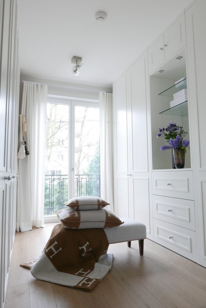 Model and Blogger Alexandra Lapp building her dream closet with More Interior.