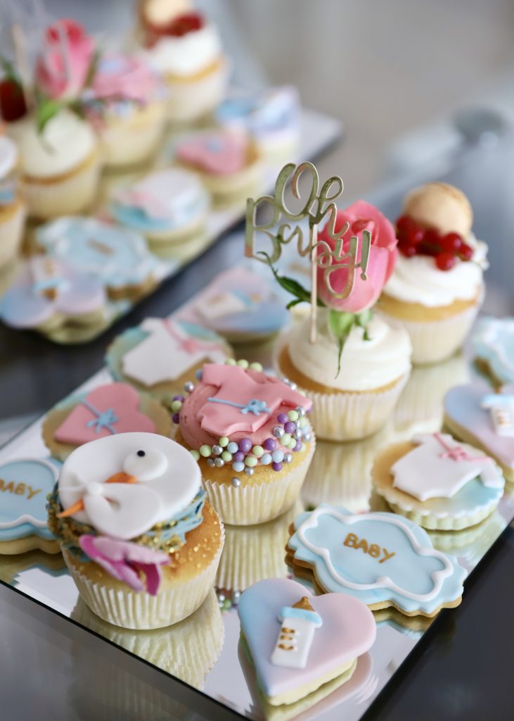 babyshower, Cake, Cookies, Cupcakes, Homemade We Eat Fine Alexandra Lapp organizing a babyshower for her pregnant sister Isabel Lapp.
