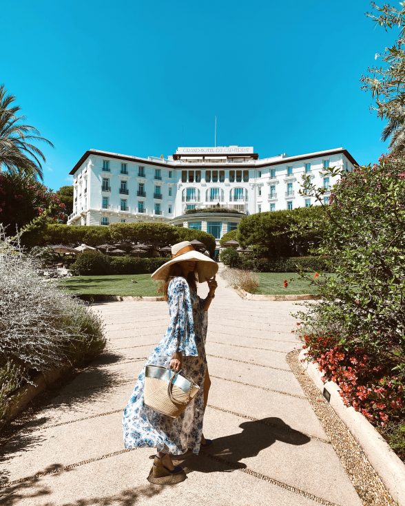 Alexandra Lapp enjoys her summer vacation at the Grand-Hotel du Cap-Ferrat at the Côtes d’Azur.
