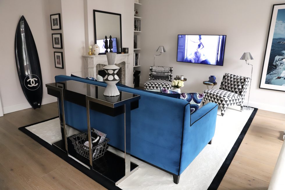 Alexandra Lapp redesigns her living room together with MAXIMILIAN ARNDT INTERIOR LIVING