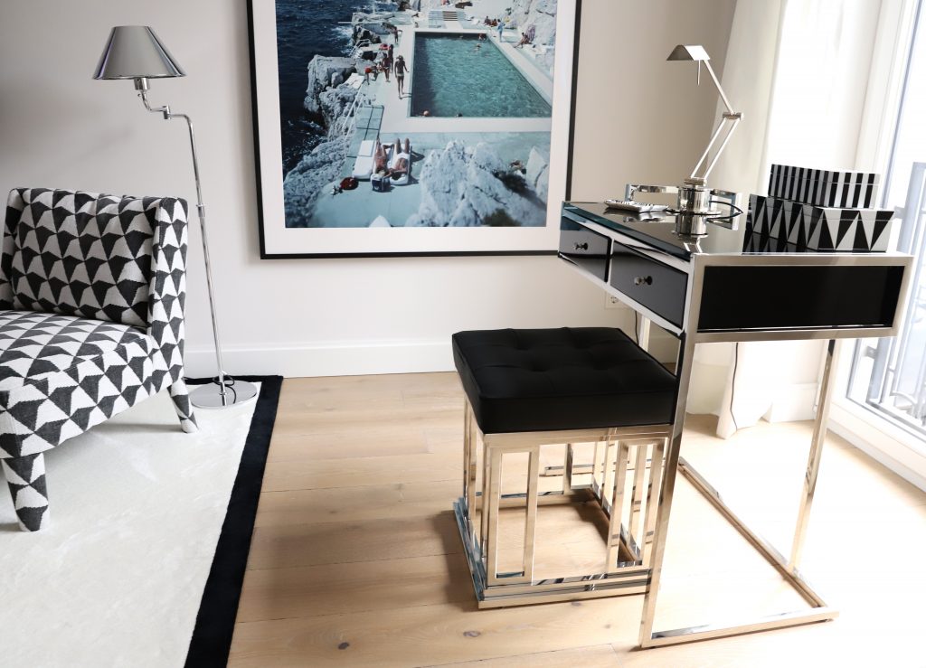 Alexandra Lapp redesigns her living room together with MAXIMILIAN ARNDT INTERIOR LIVING