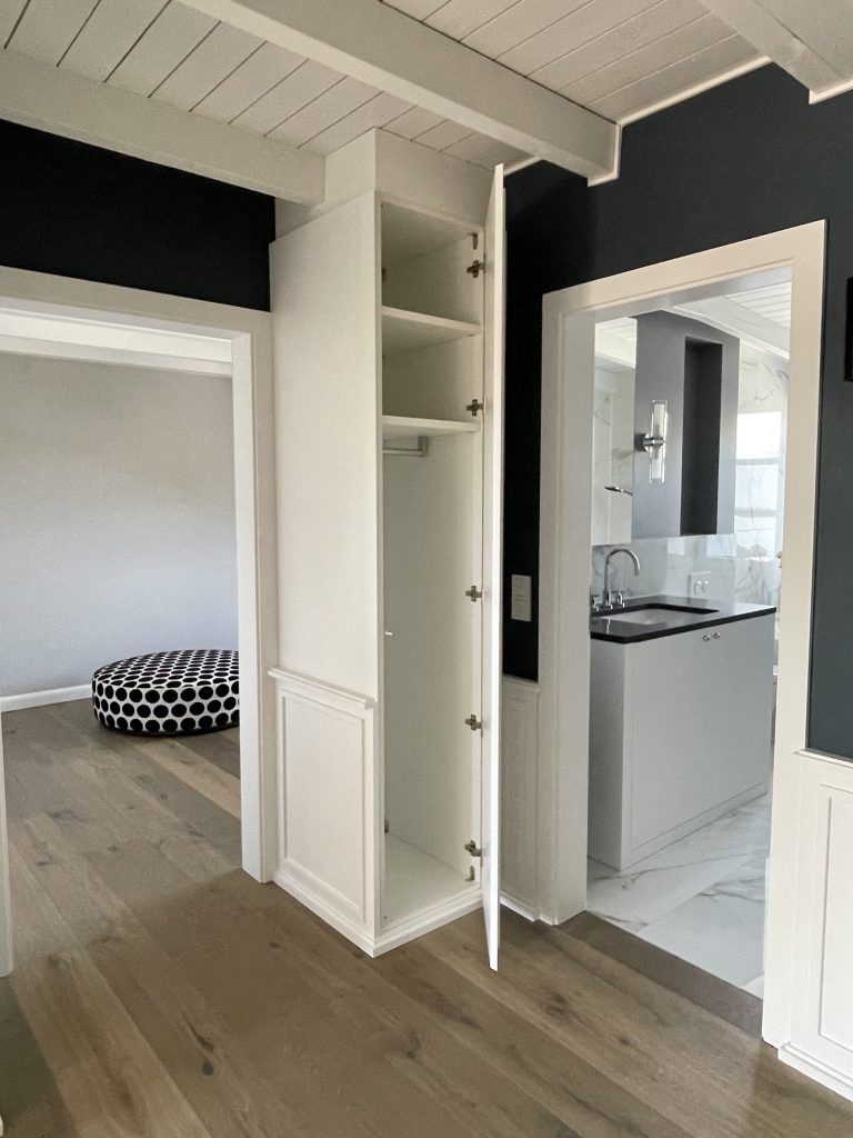 Alexandra Lapp is refurbishing her apartment in cooperation with Thelen Drifte, Furnierholz Düsseldorf, Caparol Icons, Loft FX, Parkett Dietrich.