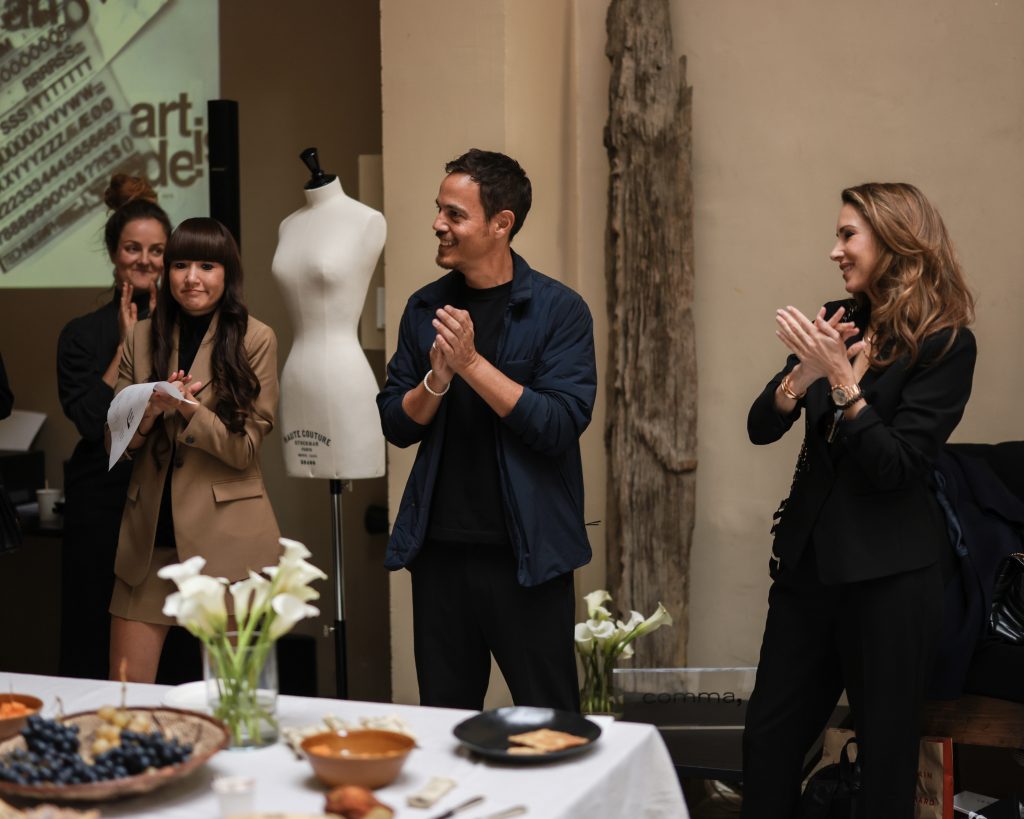  Alexandra Lapp joins COMMA FASHION on a weekend trip to Paris together with strong women dedicated to female empowerment - #strongertogether