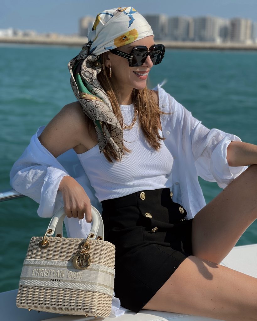 Alexandra Lapp enjoys an amazing holiday at the RITZ-CARLTON Bahrain right after Christmas and welcomed 2022. 