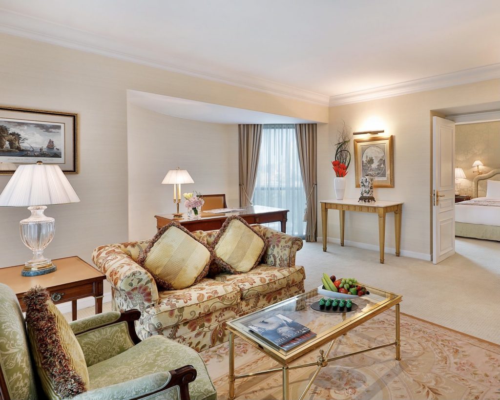 Alexandra Lapp enjoys an amazing holiday at the RITZ-CARLTON Bahrain right after Christmas and welcomed 2022. 