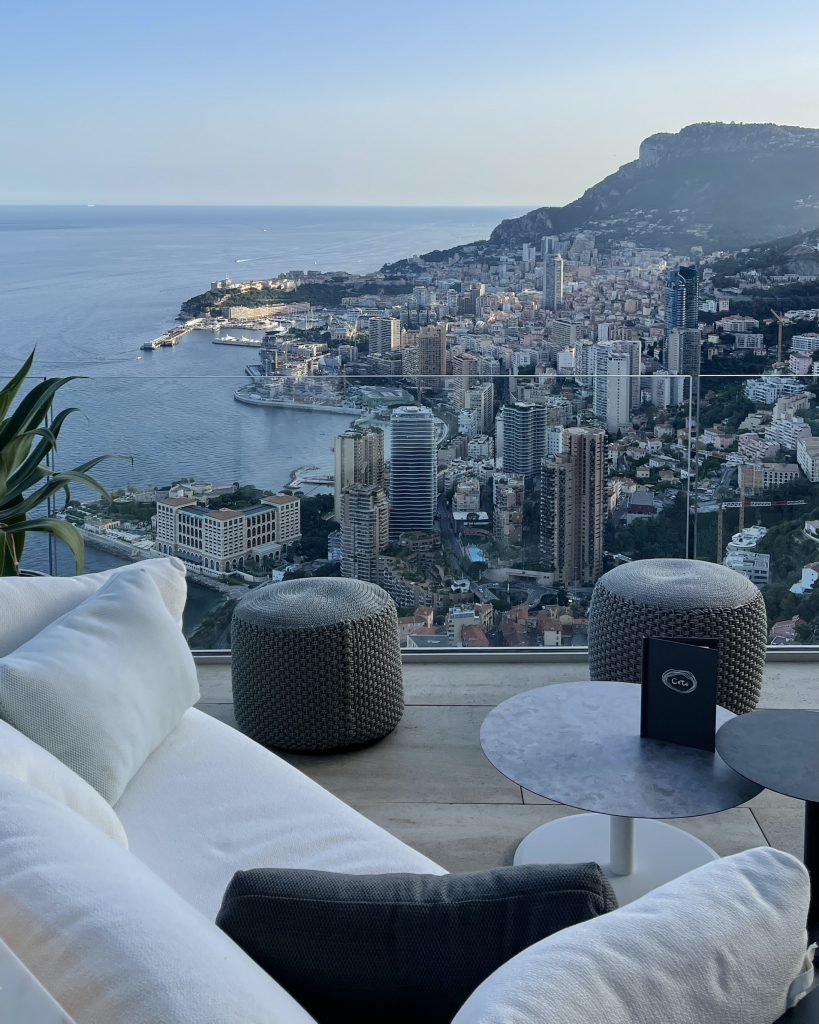 Alexandra Lapp had the pleasure to stay at the Maybourne Riviera Hotel with Rolls-Royce at the beautiful Côte d’Azur in July 2022. 