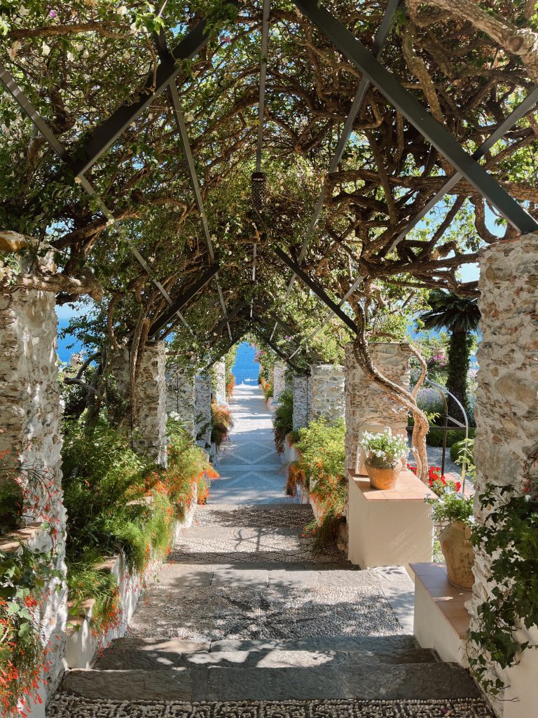 Alexandra Lapp had the pleasure to spend her birthday week at the beautiful San Domenico Palace, Taormina, A Four Seasons Hotel on the island of Sicily.