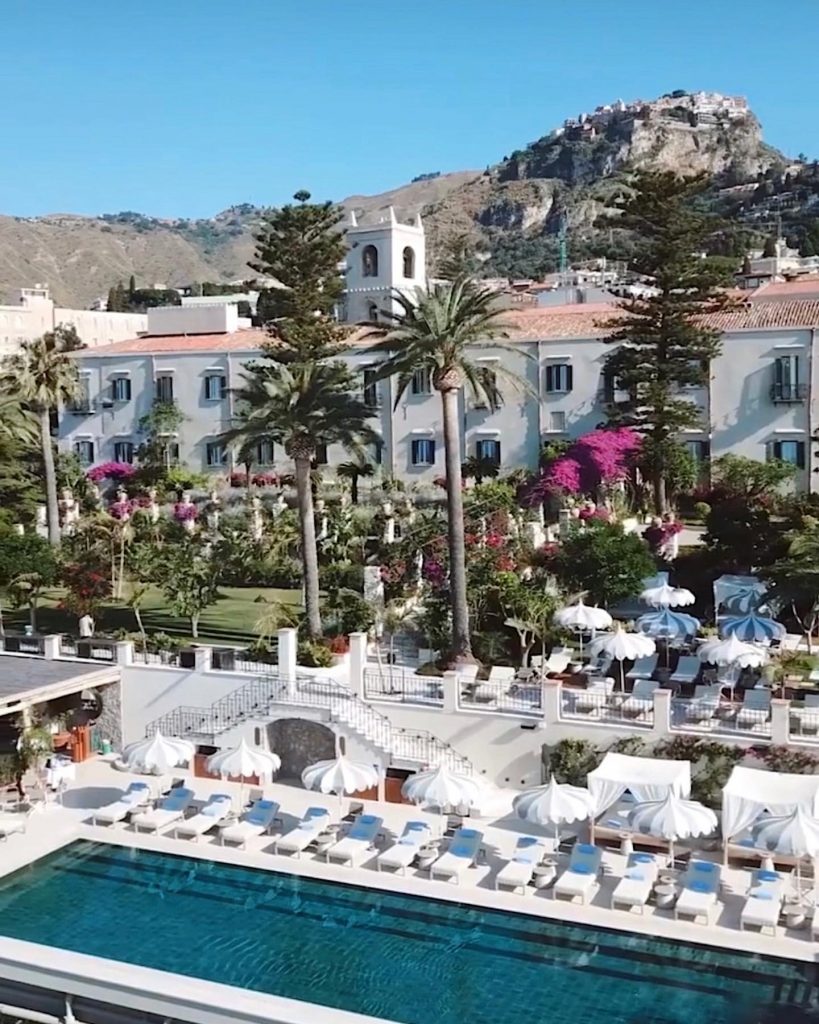 Alexandra Lapp had the pleasure to spend her birthday week at the beautiful San Domenico Palace, Taormina, A Four Seasons Hotel on the island of Sicily.