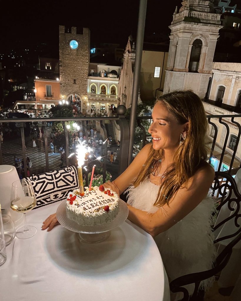 Alexandra Lapp had the pleasure to spend her birthday week at the beautiful San Domenico Palace, Taormina, A Four Seasons Hotel on the island of Sicily.
