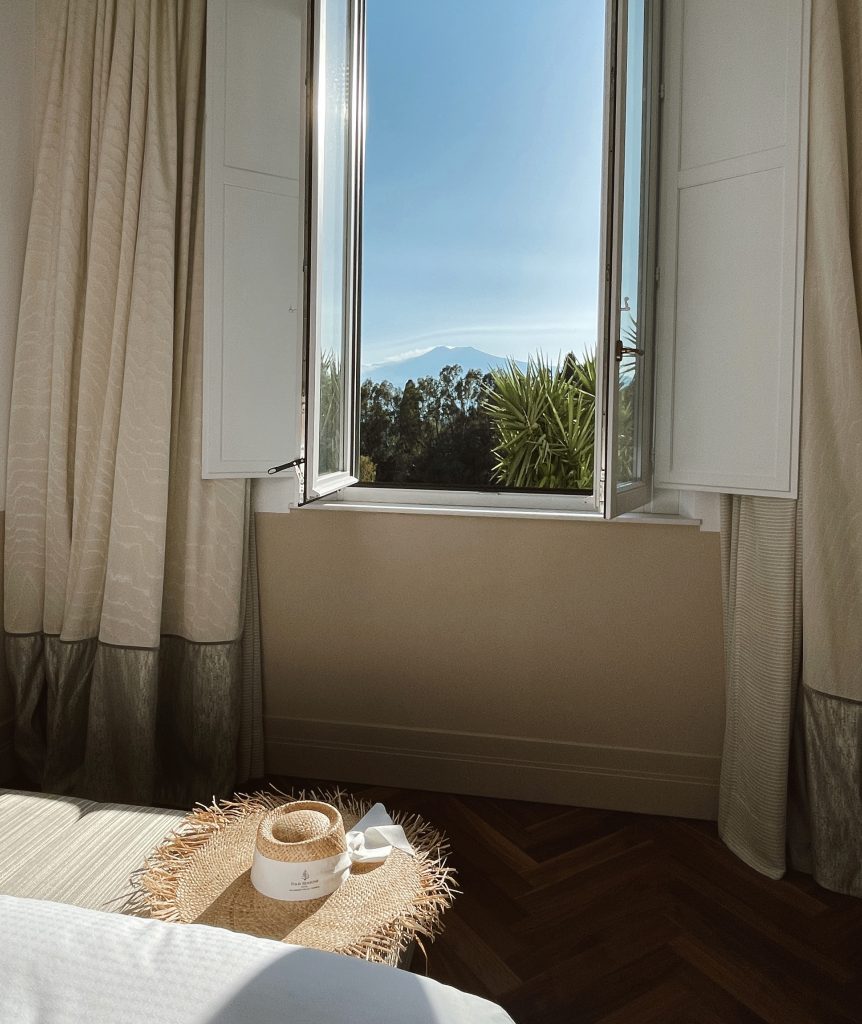 Alexandra Lapp had the pleasure to spend her birthday week at the beautiful San Domenico Palace, Taormina, A Four Seasons Hotel on the island of Sicily.