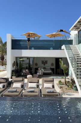 Alexandra Lapp enjoys an amazing time at 7PINES RESORT IBIZA together with her family at this unique and breathtaking location.