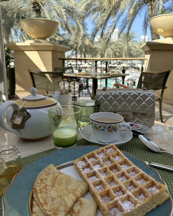 Alexandra Lapp spends an extraordinary six day vacation experience at the legendary beachfront oasis the One&Only Royal Mirage Dubai.