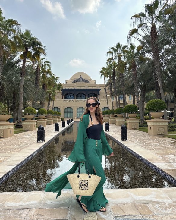 Alexandra Lapp spends an extraordinary six day vacation experience at the legendary beachfront oasis the One&Only Royal Mirage Dubai.