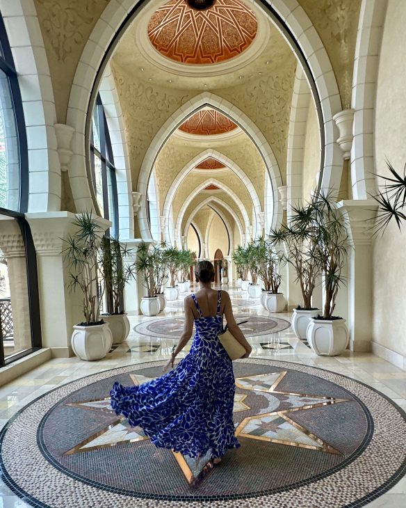 Alexandra Lapp spends an extraordinary six day vacation experience at the legendary beachfront oasis the One&Only Royal Mirage Dubai.