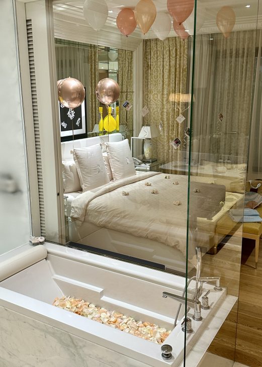 Alexandra Lapp enjoys her holidays at the wonderful Grand-Hôtel du Cap-Ferrat, a Four Seasons Hotel at the French Riviera.