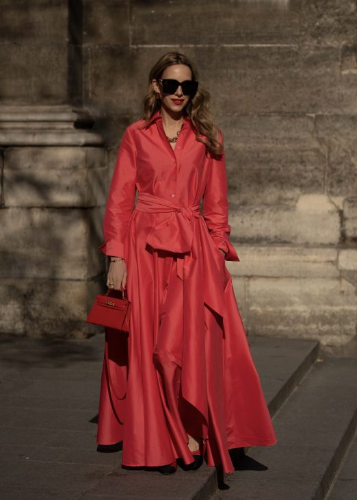 Alexandra Lapp, Alexandra Lapp x Seidensticker, Paris, Parisian Style, Vintage, Blouses, Skirts, Dresses, Seidensticker, Fashion, Hermès, Celine, Saint Laurent, Chanel, Louboutin, Silhouettes, Modern, Fresh, Coral, Navy, crisp whites, modern twist, Streetstyle, Fashion Week, Savoir vivre, French Style, high quality, couture Alexandra Lapp is seen wearing pieces of the third drop of her Alexandra Lapp x Seidensticker collaboration in Paris.