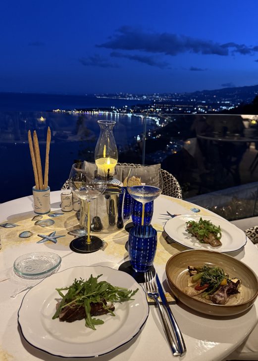 Alexandra Lapp, Four Seasons Taormina, San Domenico Palace, Sicily holidays, luxury travel Sicily, Taormina Italy, luxury hotel Sicily, Italian summer, luxury vacation, fashion influencer travel, Mediterranean lifestyle, Sicilian getaway, Four Seasons Sicily, luxury resort Italy, Taormina holidays, Seidensticker x Alexandra Lapp, Hermès, Kelly Bag, Christian Dior, Saint Laurent, Seidensticker Alexandra Lapp enjoying a luxury holiday at San Domenico Palace, Taormina, A Four Seasons Hotel in Sicily, Italy. The fashion and lifestyle influencer experiences the beauty of the iconic Four Seasons resort overlooking the Ionian Sea and the historic town of Taormina. Elegant resort style, Mediterranean charm, and luxury travel inspiration capture the essence of a perfect Sicilian getaway.